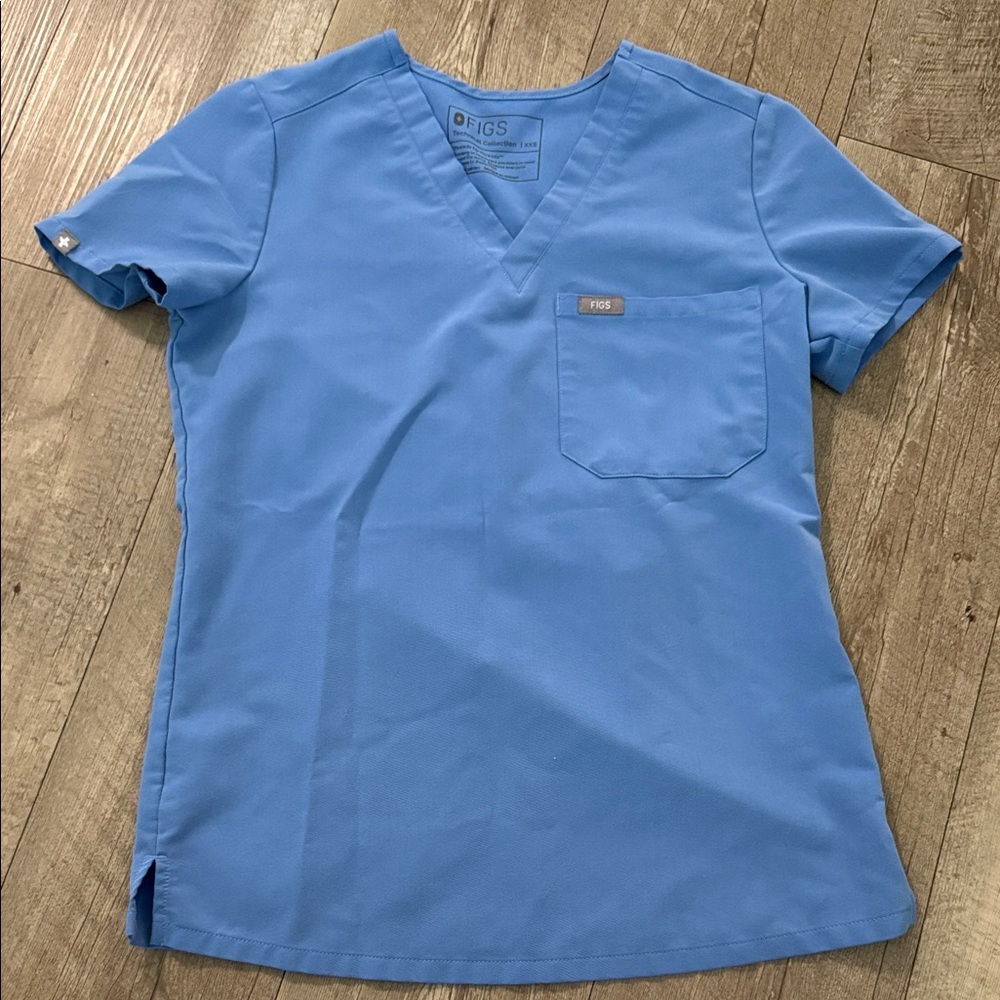 Figs Women's Short Sleeve Top in Sky Blue